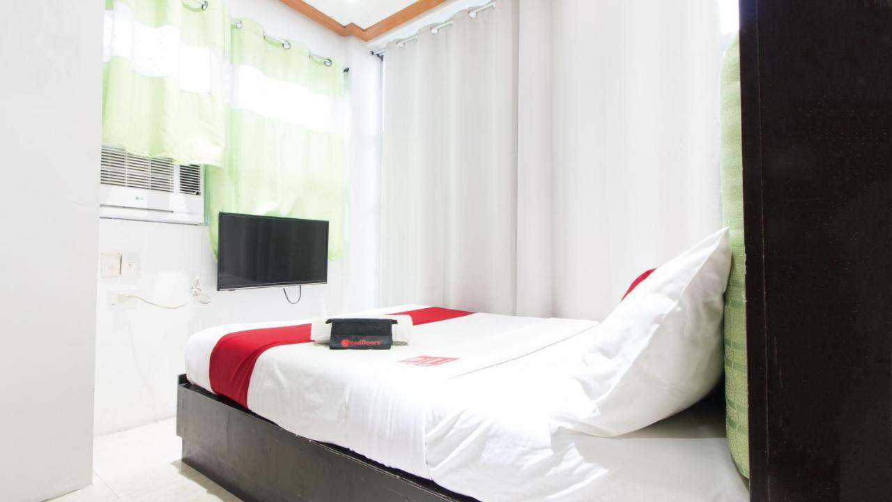 Hotel Reddoorz @ Real Fatima Tacloban Anibong Exterior foto
