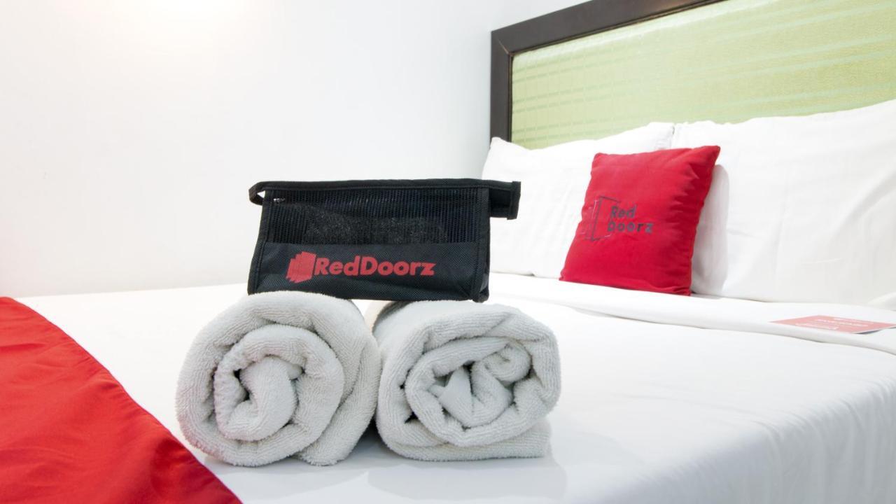Hotel Reddoorz @ Real Fatima Tacloban Anibong Exterior foto